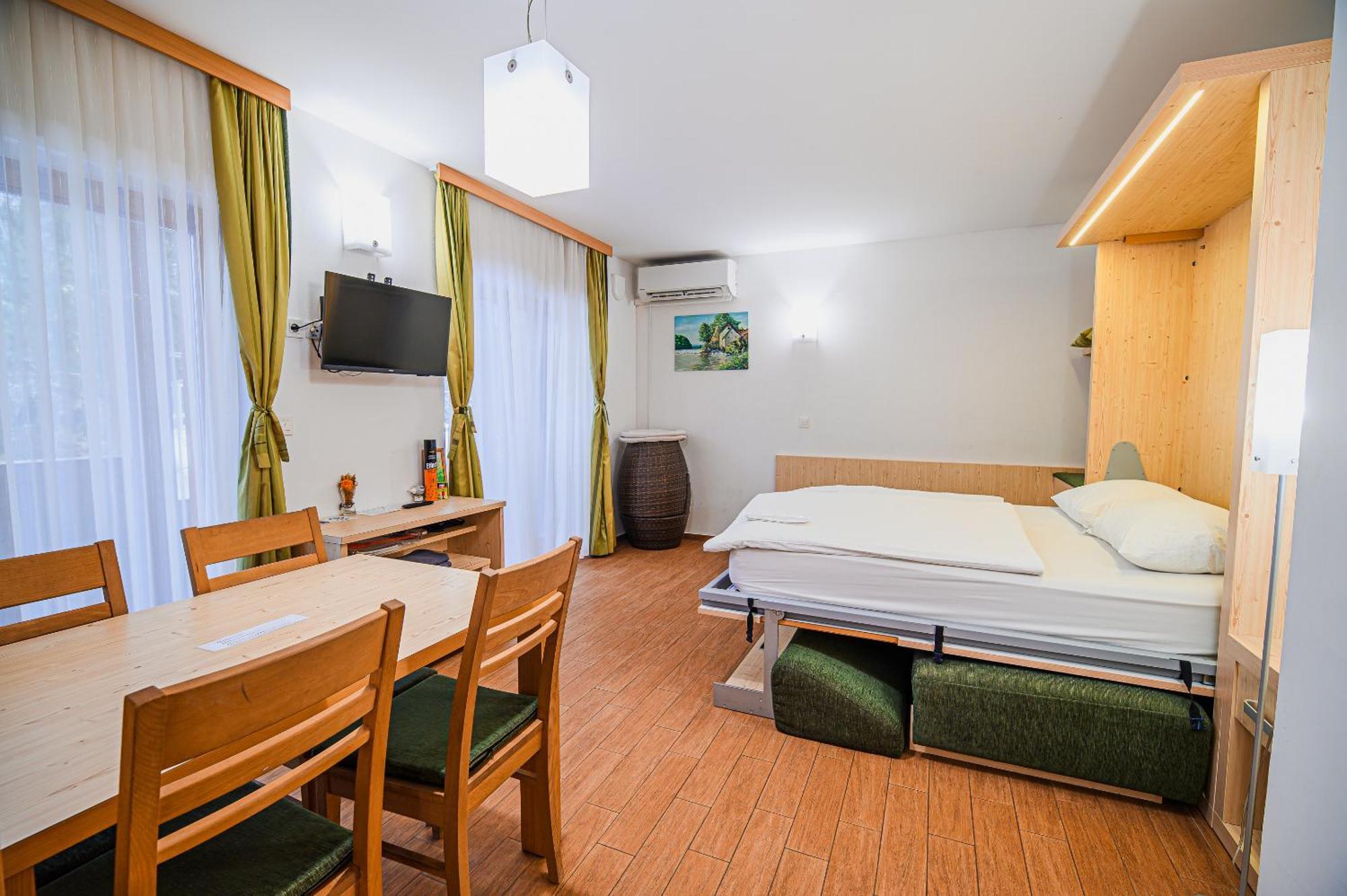 Apartments Maleric With Indoor Pool And Wellness Dragatus Экстерьер фото