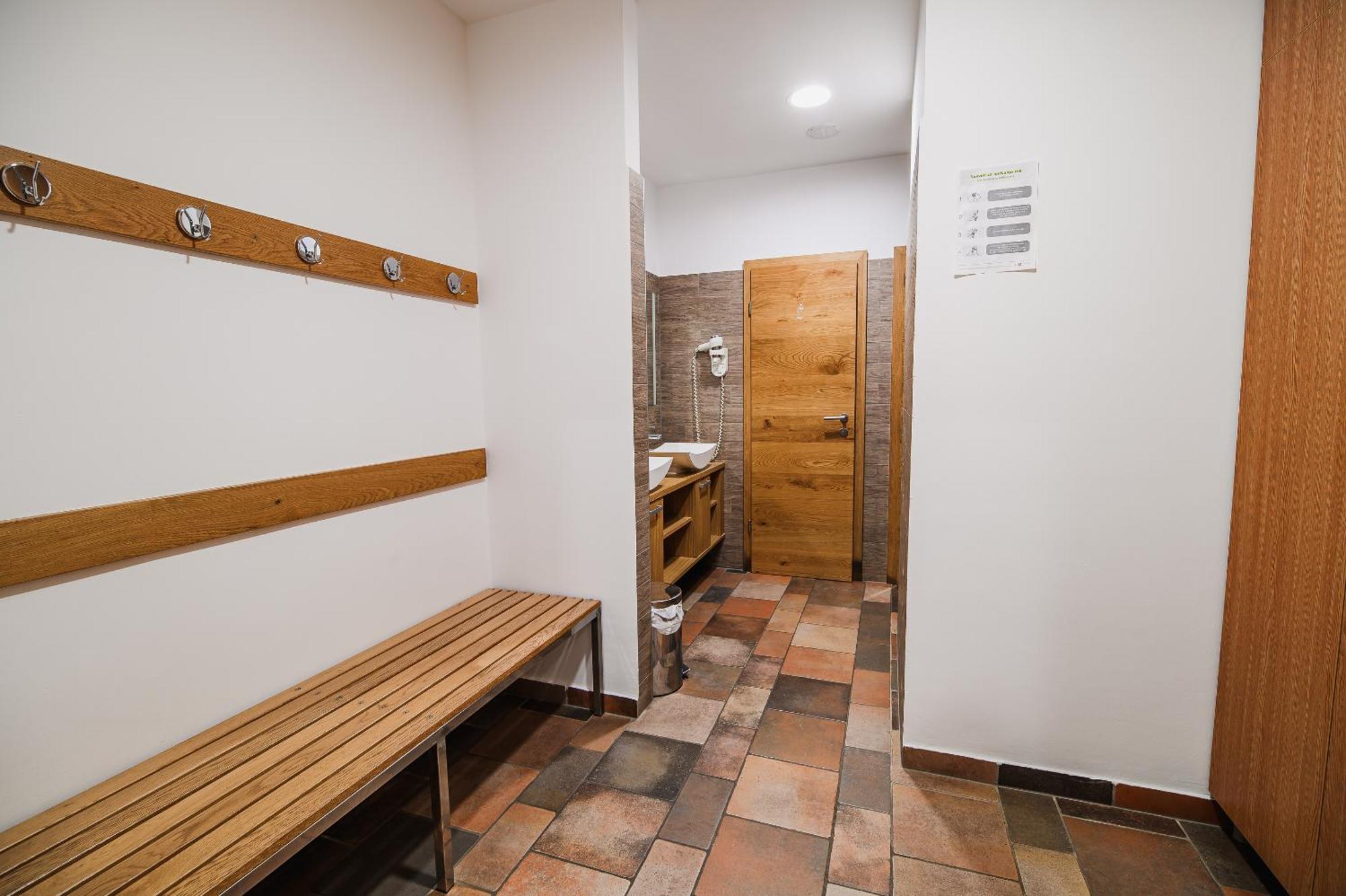 Apartments Maleric With Indoor Pool And Wellness Dragatus Экстерьер фото